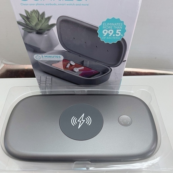 New 𝅺North UV-C Phone Sanitizer & Charger - Picture 1 of 3